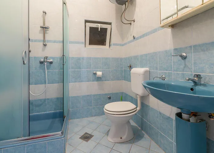 דירה Preiswertes Familienapartment Nur 100 Meter Zum Mit Privater Terrasse