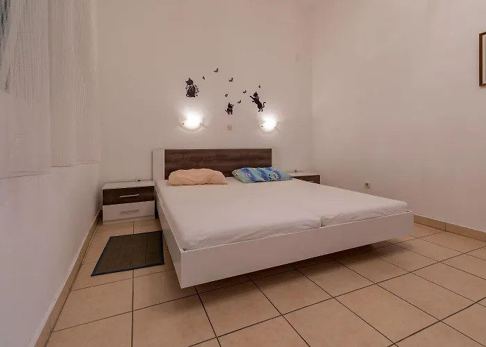 דירה Preiswertes Familienapartment Nur 100 Meter Zum Mit Privater Terrasse